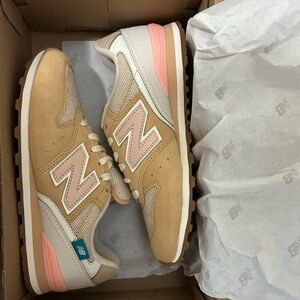 New Balance 996s